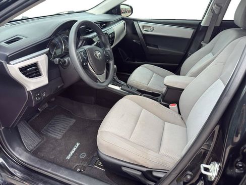 Used 2016 Toyota Corolla LE FWD image 9