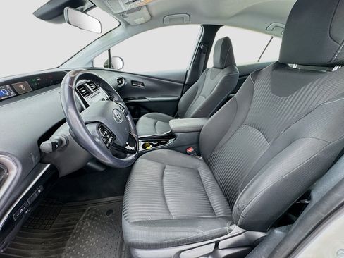 Used 2020 Toyota Prius Prime LE w/ Carpet Mat Package FWD image 13