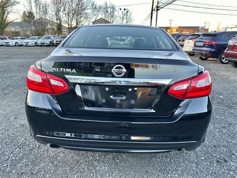 Used 2017 Nissan Altima 2.5 S w/ Power Driver Seat Package FWD image 7