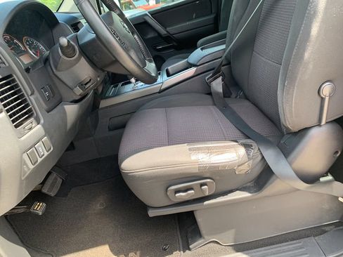 Used 2012 Nissan Titan SV w/ SV Value Truck Pkg AWD/4WD image 21