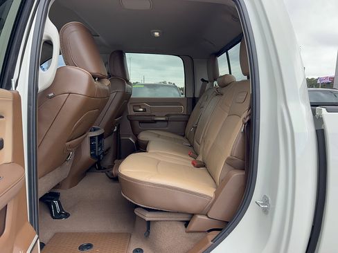 Used 2024 RAM 2500 Limited w/ Safety Group AWD/4WD image 16