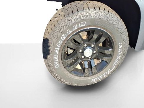 Used 2020 Chevrolet Tahoe LT RWD image 9