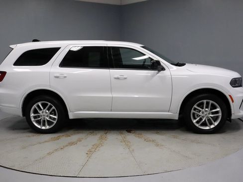 Used 2025 Dodge Durango GT AWD/4WD image 13