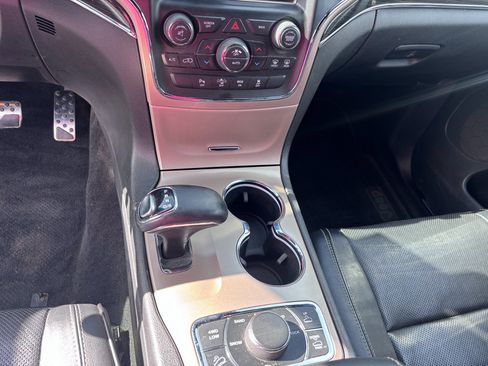Used 2015 Jeep Grand Cherokee Overland w/ Advanced Technology Group image 24