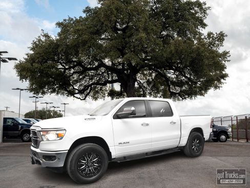 Used 2020 RAM 1500 Lone Star image 1
