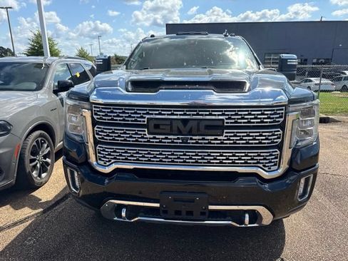 Used 2020 GMC Sierra 2500 Denali w/ Denali Ultimate Package AWD/4WD image 3