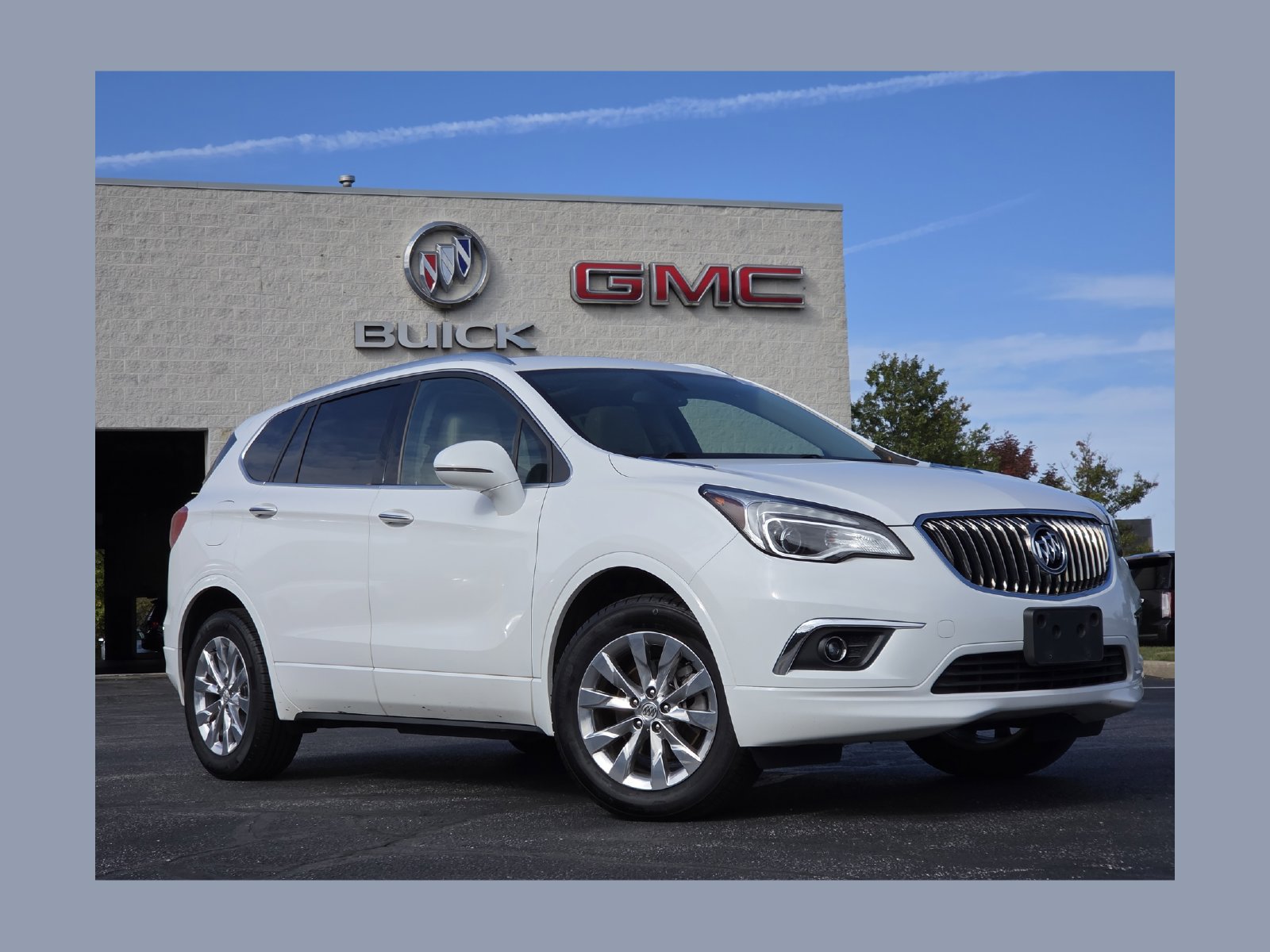 Used 2018 Buick Envision Essence AWD/4WD image 1