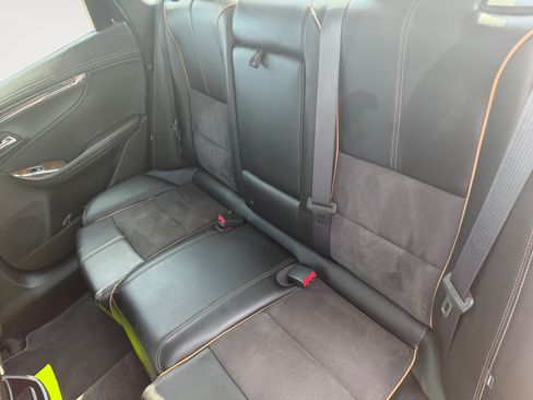 Used 2014 Chevrolet Impala LT FWD image 13