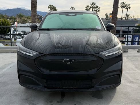 Used 2022 Ford Mustang Mach-E Select image 2