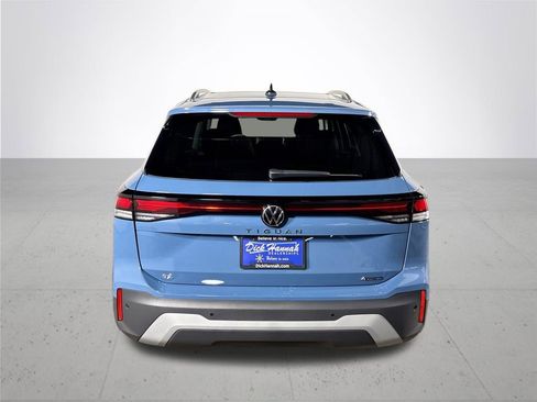New 2026 Volkswagen Tiguan SE image 7