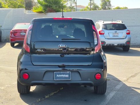 Used 2019 Kia Soul FWD image 7