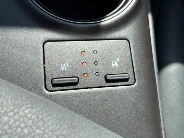 Used 2024 Toyota Camry SE w/ Cold Weather Package FWD image 14