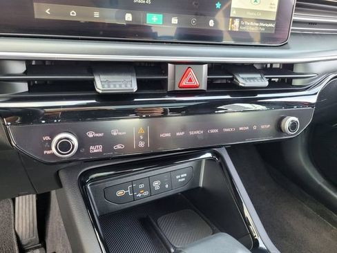 Certified 2025 Kia K5 GT-Line w/ GT-Line Premium Package AWD/4WD image 21