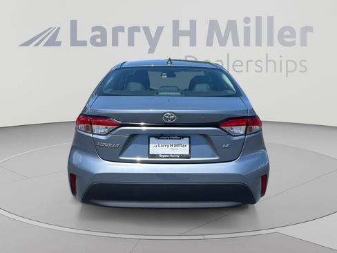 Used 2024 Toyota Corolla LE FWD image 4