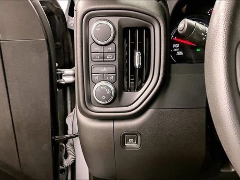 Used 2024 GMC Sierra 1500 Pro w/ Graphite Edition AWD/4WD image 38