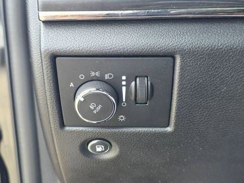 Used 2020 Jeep Grand Cherokee Limited X RWD image 20