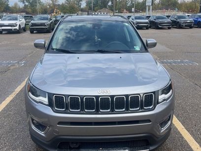 Used 2018 Jeep Compass Limited w/ Navigation Group