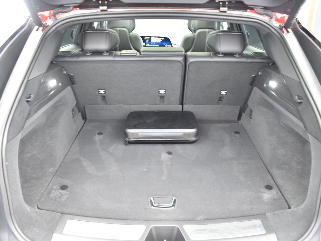Certified 2024 Cadillac Lyriq Sport AWD/4WD image 9