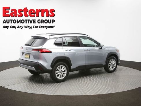 Used 2024 Toyota Corolla Cross LE image 41