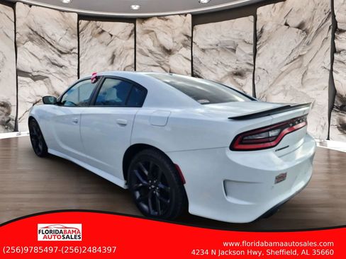 Used 2019 Dodge Charger GT w/ Blacktop Package RWD image 5