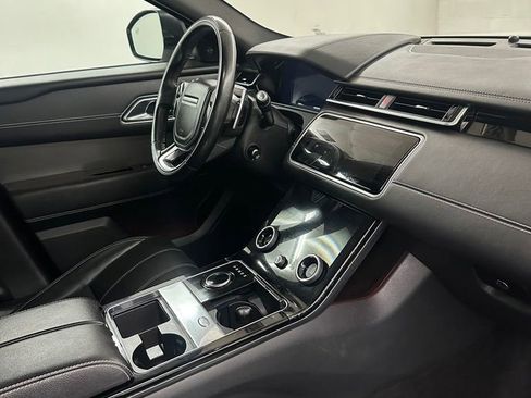 Used 2019 Land Rover Range Rover Velar S AWD/4WD image 37