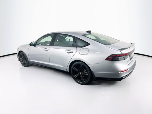 Used 2023 Honda Accord Sport image 5