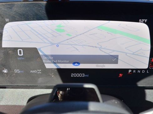 Used 2024 Chevrolet Traverse Z71 w/ Enhanced Driving Package image 22