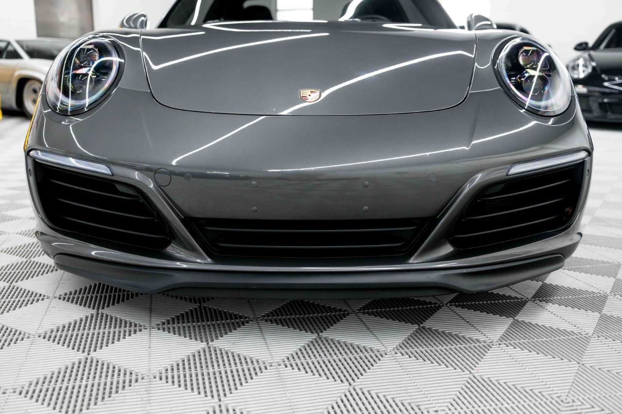 Used 2018 Porsche 911 Carrera S RWD image 16