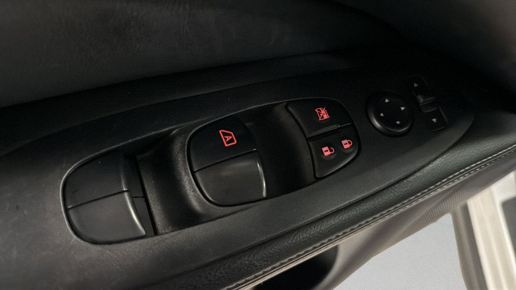 Used 2019 Nissan Pathfinder S AWD/4WD image 15