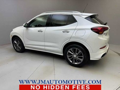 Used 2020 Buick Encore GX Essence w/ Experience Buick Package AWD/4WD image 3