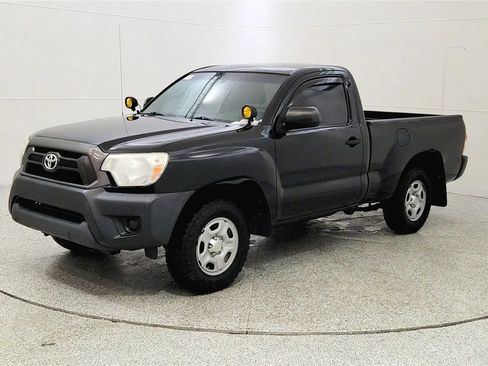 Used 2013 Toyota Tacoma 2WD Regular Cab image 3