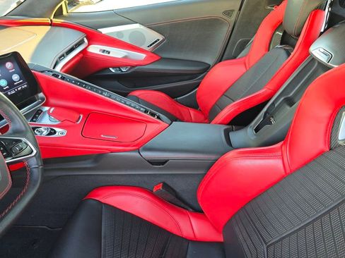 Used 2021 Chevrolet Corvette Stingray Premium Cpe w/ Z51 Performance Package image 26