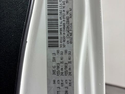 Used 2017 Jeep Wrangler Unlimited Sahara image 11