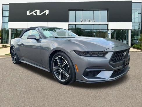 Used 2025 Ford Mustang Premium RWD image 1