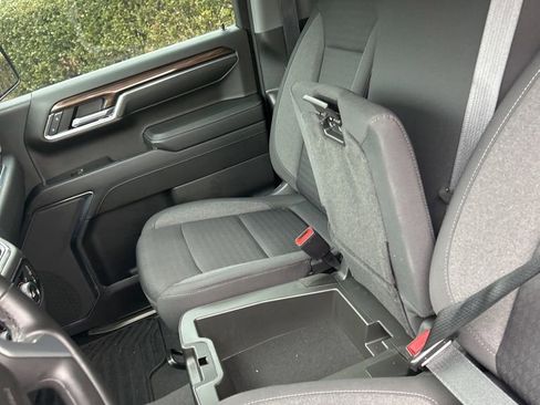 Used 2023 Chevrolet Silverado 1500 LT image 25