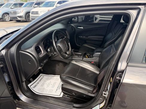 Used 2023 Dodge Charger SXT w/ Plus Group RWD image 17
