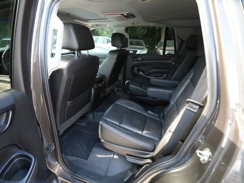 Used 2019 GMC Yukon SLT w/ Premium Edition AWD/4WD image 15