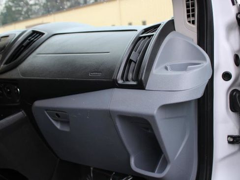 Used 2019 Ford Transit 150 148 Low Roof RWD image 17