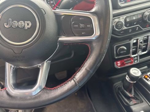 Used 2021 Jeep Gladiator Rubicon image 23