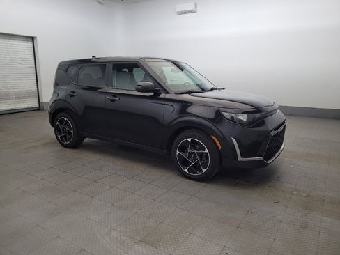 Used 2023 Kia Soul EX FWD image 11
