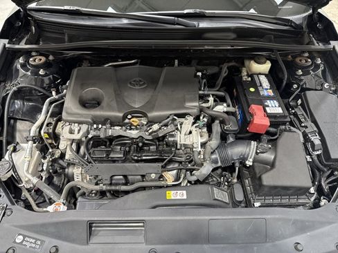 Used 2018 Toyota Camry LE w/ Audio Package FWD image 30