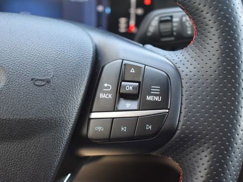 Used 2023 Ford Escape ST-Line AWD/4WD image 22