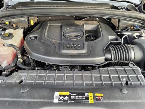 Used 2023 Jeep Grand Cherokee L Summit w/ Luxury Tech Group V image 20