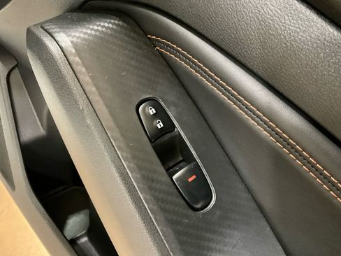 Used 2020 Nissan Altima 2.5 SR w/ Premium Package FWD image 9