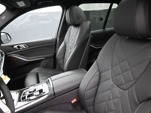 New 2026 BMW X5 sDrive40i image 33