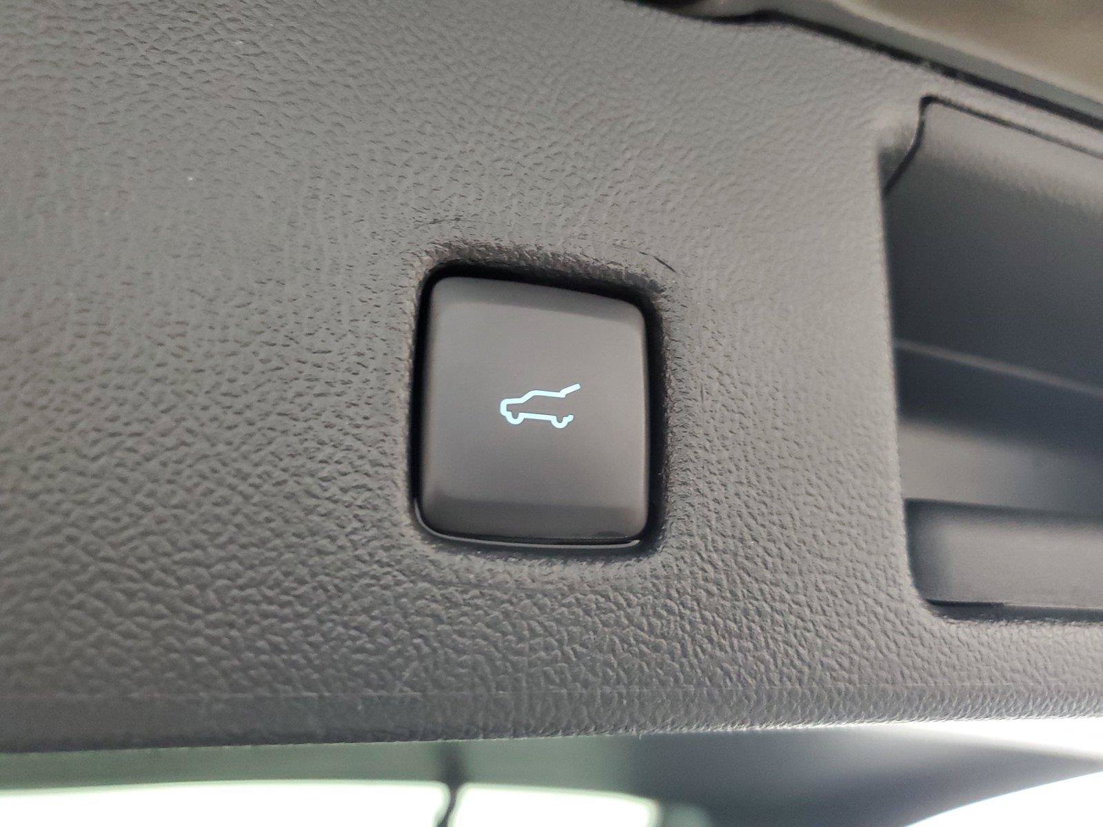 Used 2024 Ford Escape Active w/ Tech Pack #1 FWD image 9