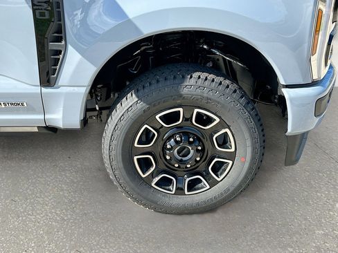 New 2026 Ford F350 Platinum image 20