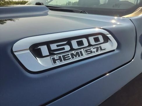 Used 2019 RAM 1500 Limited AWD/4WD image 9