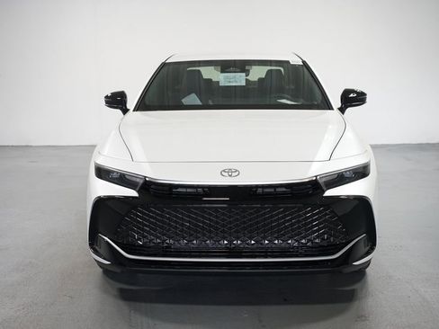 New 2026 Toyota Crown XLE image 2