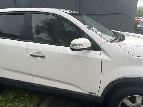 Used 2012 Kia Sorento LX AWD/4WD image 24